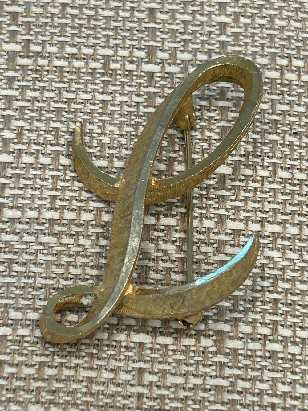 Gold Letter 'L' Script Brooch - Women Jewelry Brooches